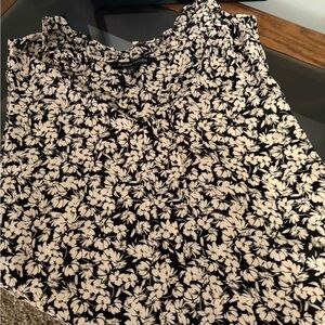 41 Hawthorn Black and Ivory Floral Blouse